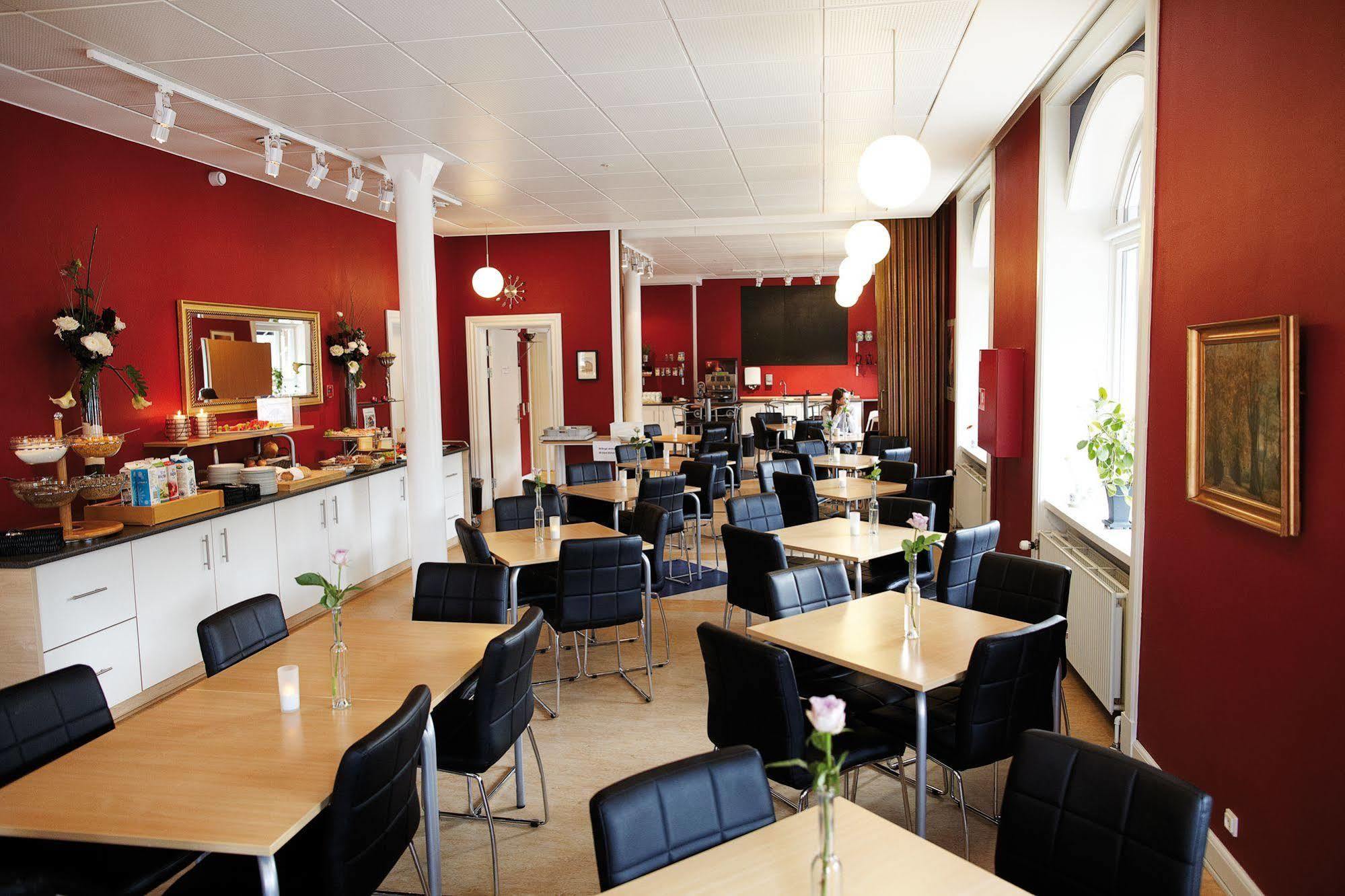 Danhostel Odense City Exterior foto The common room